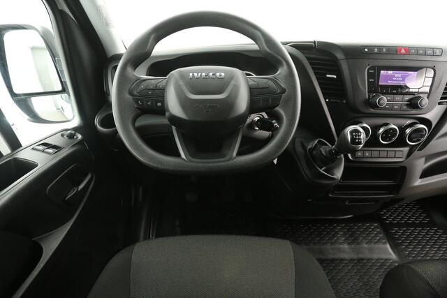 Iveco DAILY 35S16V 157PK L3H2 | 3500KG Trekgew. | Airco | 3 Persoons | Parkeersensoren |