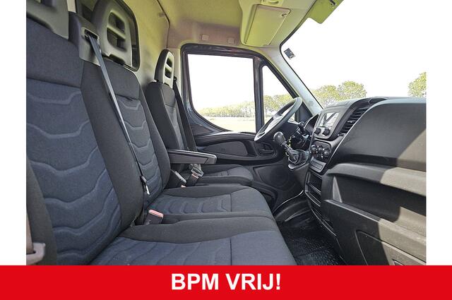 Iveco DAILY 35C15V 3.0 410 L2H2, dubbellucht, 3.0L, airco,camera, trekhaak