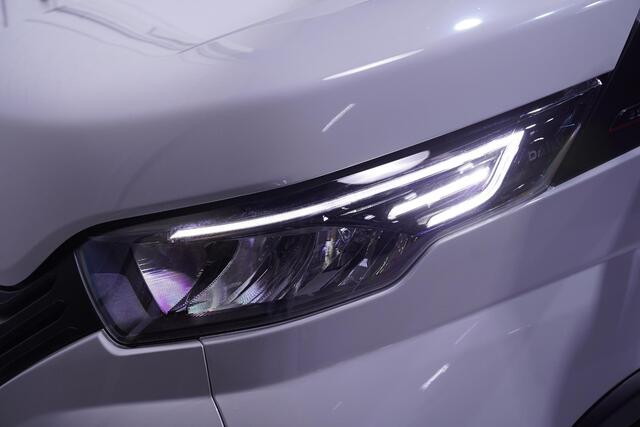 Iveco DAILY 35C18 180 pk Open Laadbak Navi, BPM vrij LxBxH 480x210x40 cm, Airco ECC, Nieuw 2024, 3-Zits