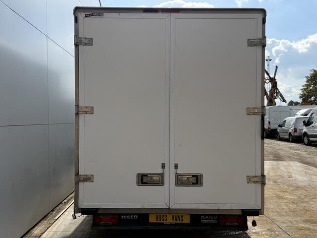 Iveco DAILY 35C14 2.3 Automaat Airco Cruise Control Camera Meubelbak Foodtruck Camper XL