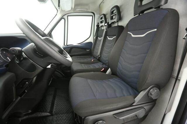 Iveco DAILY 35S12V 2.3 410 L4H2 | Automaat | 3500kg Trekgew. | Trekhaak | Airco | Cruise | 3-Zits