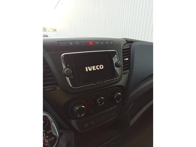 Iveco DAILY 35S16A8P 2.3 4100 Gesloten laadbak met achterdeuren luchtgeveerd