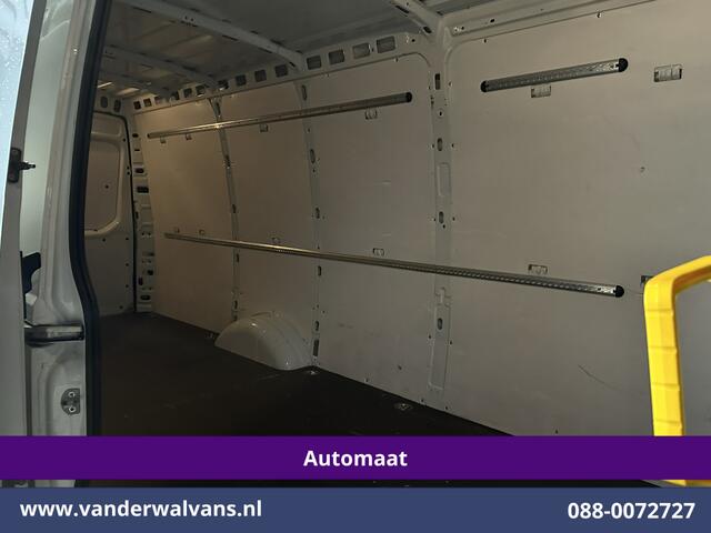 Iveco DAILY 35S16V 157pk Automaat L3H2 Fabrieksgarantie Euro6 Airco | 3500kg trekvermogen | Parkeersensoren, Bijrijdersbank