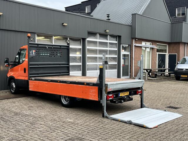 Iveco DAILY 35C14 2.3 375 Laadklep 500kg Trekhaak 3500kg trekgewicht Airco 2-Persoons Open laadbak Pick-up P-up Bakwagen Telefoonverbinding 1e eigenaar Euro 6 Bpm vrij !!!