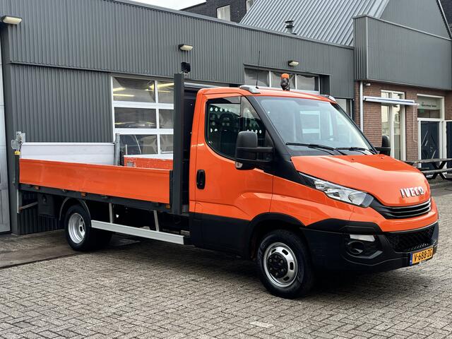 Iveco DAILY 35C14 2.3 375 Laadklep 500kg Trekhaak 3500kg trekgewicht Airco 2-Persoons Open laadbak Pick-up P-up Bakwagen Telefoonverbinding 1e eigenaar Euro 6 Bpm vrij !!!