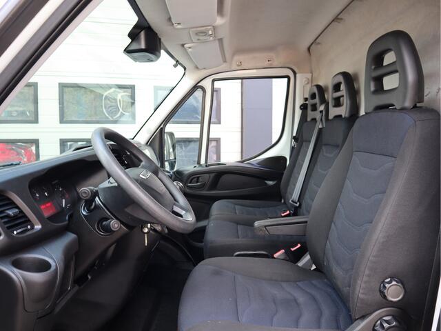 Iveco DAILY 35S14 136pk Euro 6 - L2H2 - Trekhaak - Cruise - Airco