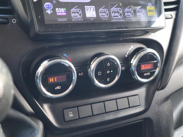 Iveco DAILY 35S14 136pk Euro 6 - L2H2 - Trekhaak - Cruise - Airco