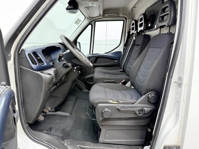 Iveco DAILY 35S14V 2.3 L3H2 Climate Control Cruise Control Trekhaak Imperiaal