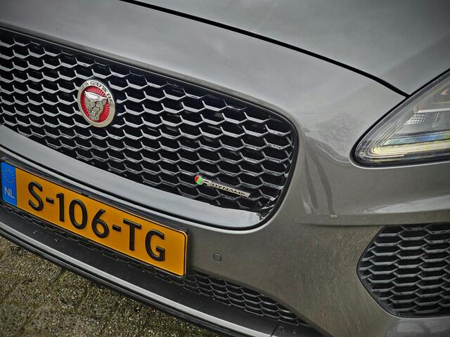 Jaguar E-Pace 2.0 P200 AWD R-DYNAMIC S / LED / LEDER / NAVI / CAMERA
