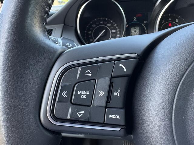 Jaguar E-Pace 2.0 P200 AWD R-Dynamic S | 360° Camera | Navigatie | Panoramadak | Stoelverwarming |