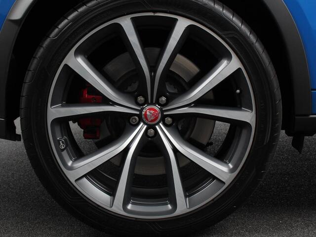 Jaguar F-PACE 5.0 V8 AWD SVR 551 pk Panorama dak | Meridian sound | Premium Pack | Light Pack | ACC | Leder | ADS |360 Camera