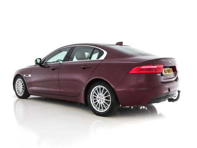 Jaguar XE 2.0 D Portfolio Premium-Business-Pack Aut. *VOLLEDER | NAVI-FULLMAP | BI-XENON | CAMERA | ECC | PDC | CRUISE | LANE-ASSIST*