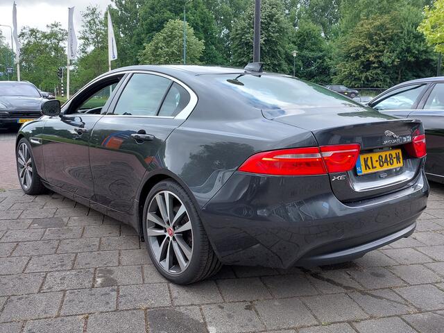 Jaguar XE 2.0 D 163pk Automaat Portfolio Premium Business Pack | Origineel NL | Navi | Bi-Xenon | Clima | Cruise | Leder+Verwarmd+Elek.Verstel | Pdc V+A+Camera | Rijstrook+Licht+Regensensor | 19''lm