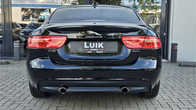 Jaguar XE 2.0 Prestige + XENON + VOLLEER + NAVIGATIE