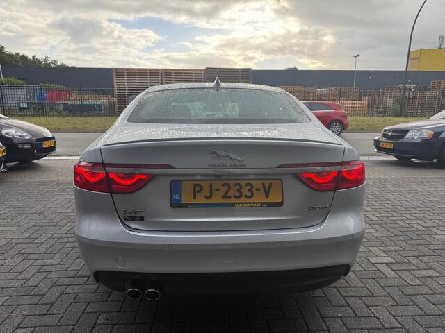 Jaguar XF 2.0d Portfolio | 2E EIGENAAR | 12MND GARANTIE | DEALER ONDERHOUDEN | LED | AUTOMAAT | CARPLAY | NAVI | LEDER | MERIDIAN |