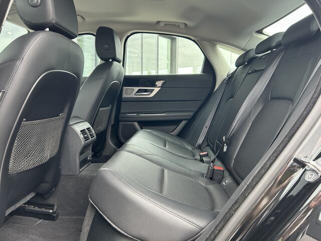 Jaguar XF 2.0 200pk Aut. Portfolio | Leder | Camera | 20'' Diamond Turned | 12 maanden garantie