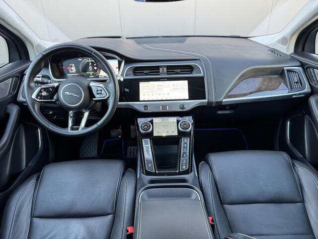 Jaguar i-Pace EV400 First Edition HSE 90 kWh | Nieuwe Accucellen | Luchtvering | 22'' | Panorama | Stoelventilatie | HUD