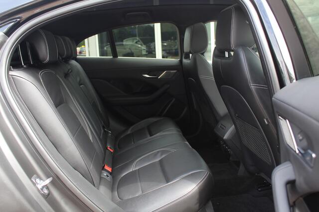 Jaguar i-Pace EV400 HSE 90 kWh / Trekhaak / Panoramadak / 360Camera / Head-up / Luchtvering / Meridian / Keyless / 20'' / Leder / Navigatie / Stoelverwarming