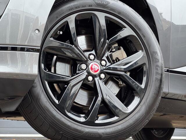 Jaguar i-Pace EV400 SE 90 KWH AWD LEER/MERIDIAN/CAMERA/TREKHAAK/NL-AUTO/64.000 KM!