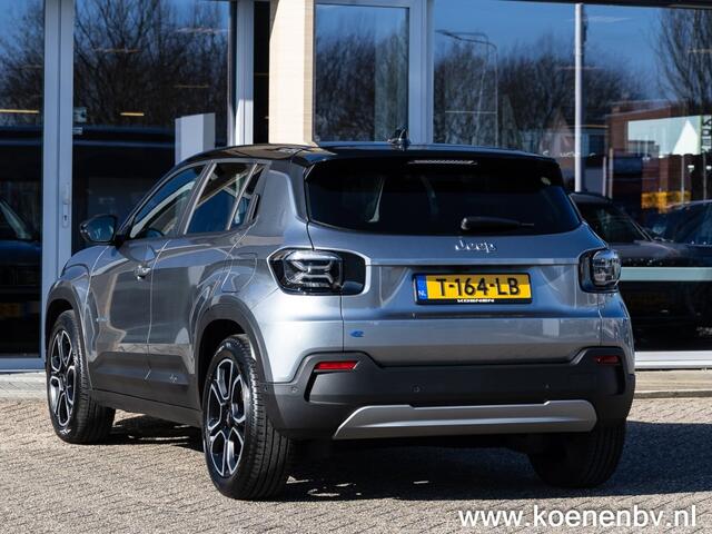 Jeep Avenger Summit 54kWh ALL SEASON / WINTERPACK / TWO TONE / 18