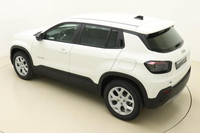 Jeep Avenger Altitude 54 kWh Jeep Avenger Altitude 54kWh | Navigatie | Stoelverwarming | LED verlichting | Lichtmetalen velgen | Apple Carplay/Android auto | Keyless