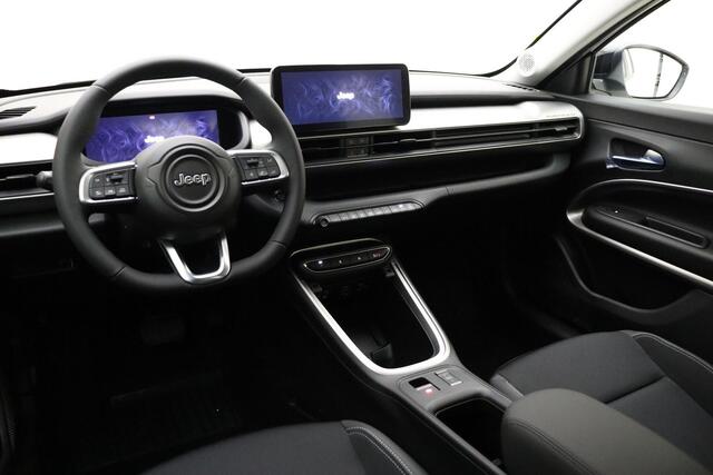 Jeep Avenger Altitude 54 kWh Jeep Avenger Altitude 54kWh | Navigatie | Stoelverwarming | LED verlichting | Lichtmetalen velgen | Apple Carplay/Android auto | Keyless