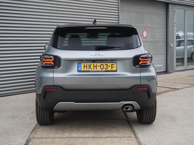 Jeep Avenger 1.2 e-Hybrid Summit