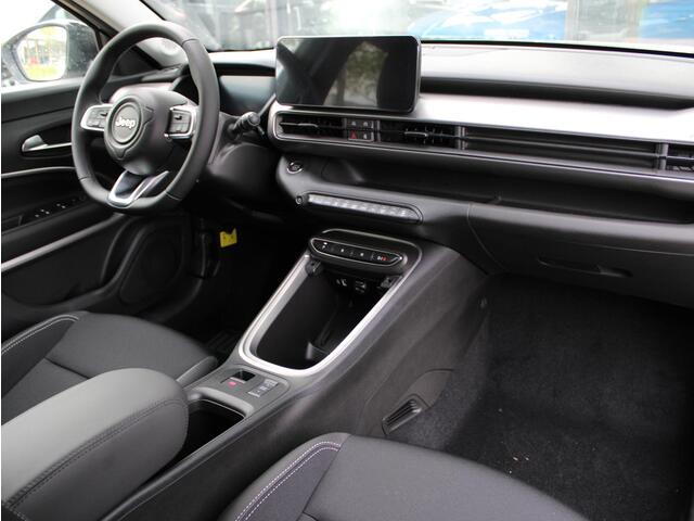 Jeep Avenger Summit 54 kWh VOORRAAD KORTING