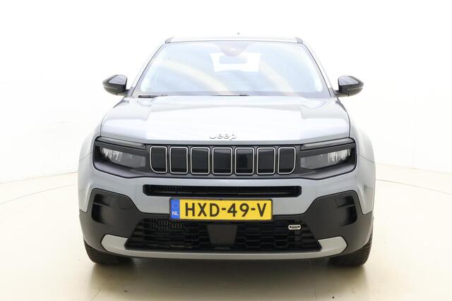 Jeep Avenger 1.2 Altitude 100 PK | Navigatie | Climate control | Camera | Parkeersensoren | Keyless | Lichtmetalen velgen | Parkeersensoren
