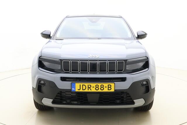 Jeep Avenger 1.2 e-Hybrid Summit Automaat | Navigatie | Elektrische achterklep | Led koplampen | 18'' Licht metalen velgen | Two-tone lak |