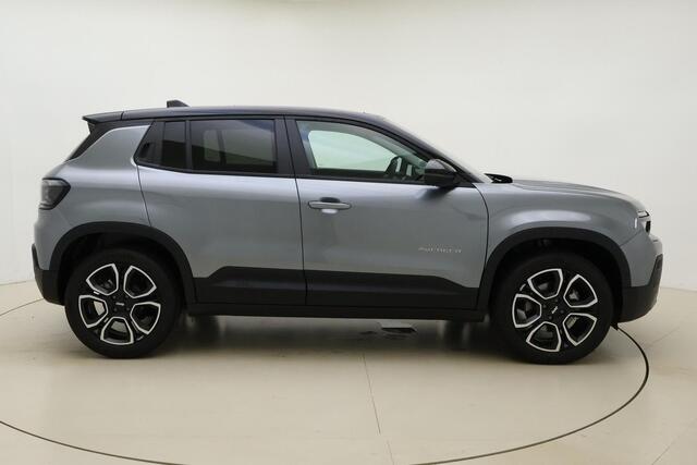 Jeep Avenger 1.2 e-Hybrid Summit | Panoramadak | Adaptive Cruise Control | JBL Audio | Stoelverwarming | Trekhaak | Climate Control | Navigatie | Elektrische achterklep