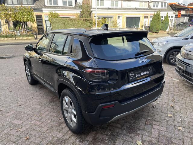 Jeep Avenger 1.2 Altitude Navi/Camera/Stoel en voorruit verwarming.