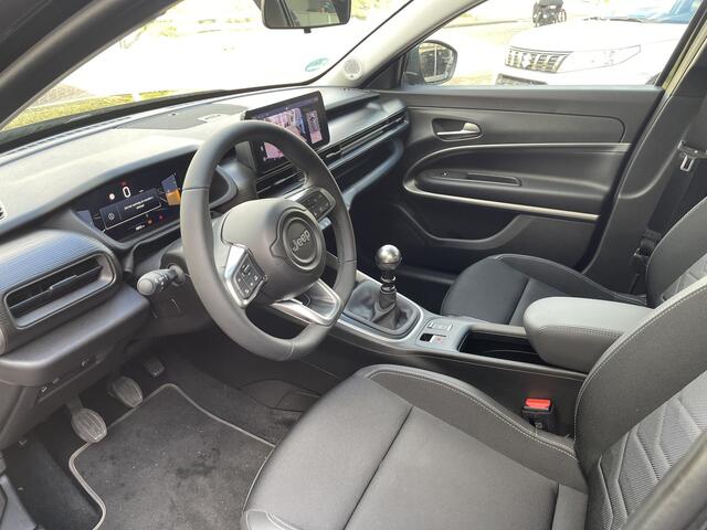 Jeep Avenger 1.2 Altitude Navi/Camera/Stoel en voorruit verwarming.