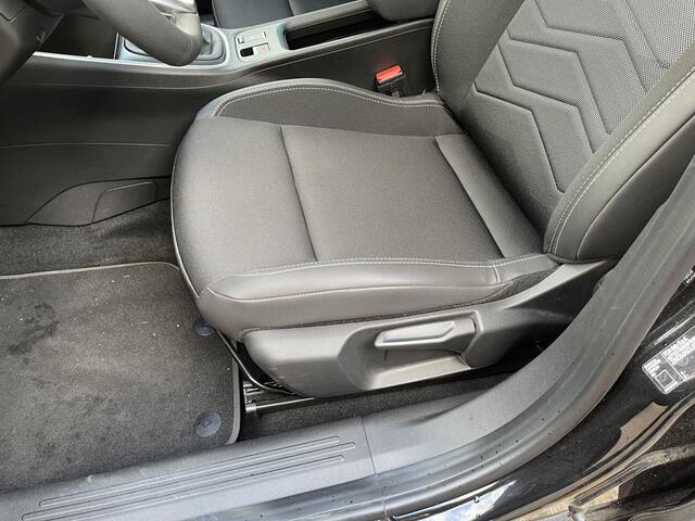 Jeep Avenger 1.2 Altitude Navi/Camera/Stoel en voorruit verwarming.