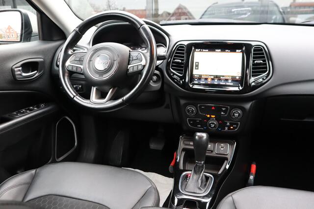 Jeep COMPASS 1.3T Night Eagle Liberty Edition | Trekhaak | Automaat | Apple Carplay & Android Auto | Navigatie | Camera | Keyless