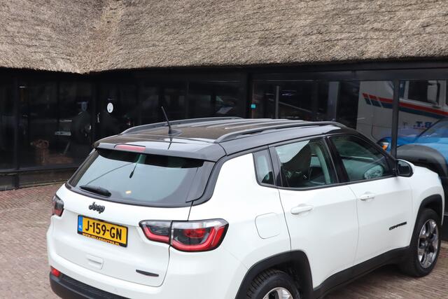 Jeep COMPASS 1.3T Night Eagle Liberty Edition | Trekhaak | Automaat | Apple Carplay & Android Auto | Navigatie | Camera | Keyless