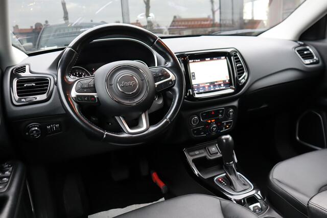 Jeep COMPASS 1.3T Night Eagle Liberty Edition | Trekhaak | Automaat | Apple Carplay & Android Auto | Navigatie | Camera | Keyless