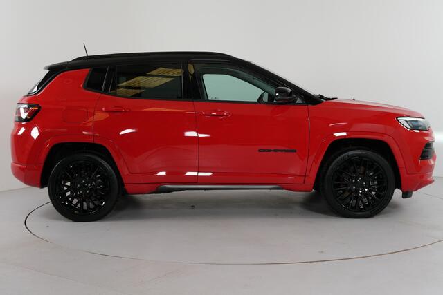 Jeep COMPASS 4xe 240pk Plug-in Hybrid Electric S | Alpine | Leer | 19" | Camera 360° | Leer | Memory | Adaptive | Dodehoek | Inparkeer |