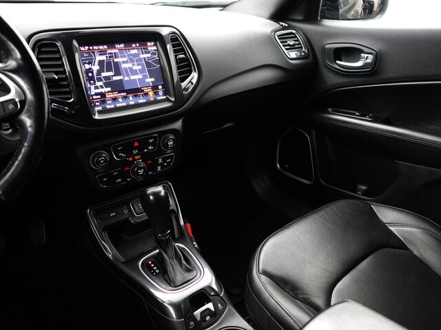 Jeep COMPASS 1.3T S Night Eagle Aut- Xenon Led, Keyless, Stuur/Stoelverwarming, Alpine Audio, Memory