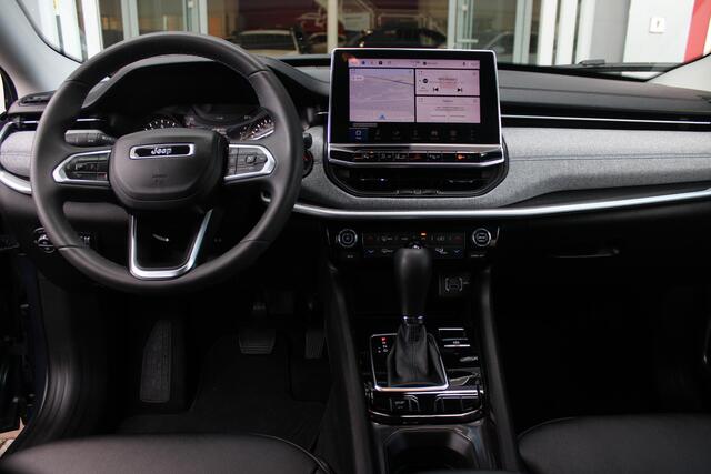 Jeep COMPASS 1.3T LONGITUDE AUTOMAAT | NAVIGATIE | ACHTERUITRIJCAMERA | PARKEERSENSOREN | APPLE CARPLAY / ANDROID AUTO | LICHTMETALEN VELGEN | LED KOPLAMPEN | LED MISTLAMPEN | ADAPTIVE CRUISE CONTROL | KEYLESS ENTRY / START | DRAADLOOS TELEFOONLADER | CLIMATE CONTROL 