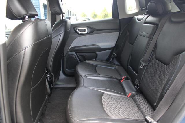 Jeep COMPASS 1.3T LONGITUDE AUTOMAAT | NAVIGATIE | ACHTERUITRIJCAMERA | PARKEERSENSOREN | APPLE CARPLAY / ANDROID AUTO | LICHTMETALEN VELGEN | LED KOPLAMPEN | LED MISTLAMPEN | ADAPTIVE CRUISE CONTROL | KEYLESS ENTRY / START | DRAADLOOS TELEFOONLADER | CLIMATE CONTROL 