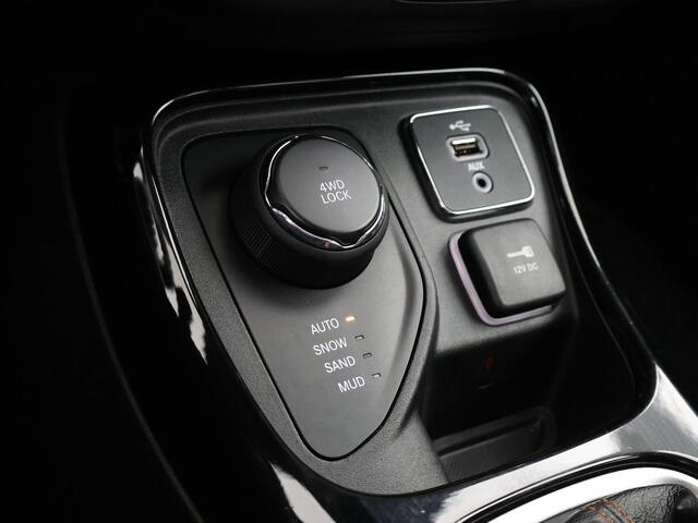 Jeep COMPASS 1.4 MULTIAIR 170 PK AUT. 4X4 LIMITED + BEATS AUDIO | APPLE CARPLAY | STUURVERWARMING