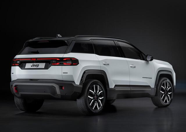 Jeep COMPASS First Edition 74 kWh NIEUWE MODEL! - NU TE BESTELLEN - 8 JAAR GARANTIE