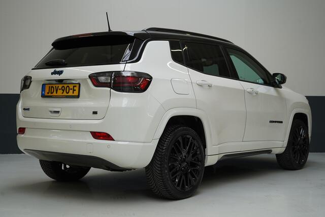 Jeep COMPASS 4xe 240 Plug-in Hybrid Electric S | Leder | Navigatie | Achteruitrijcamera | Stuurverwarming