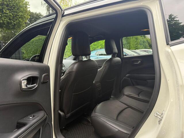 Jeep COMPASS 4xe 240 Plug-in Hybrid Electric S TREKHAAK