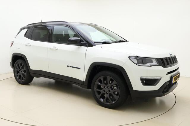 Jeep COMPASS 4xe 240 Plug-in Hybrid Electric S Automaat | Navigatie | Trekhaak | Climate control | Stoel & Stuurverwarming | Keyless | Zwart dak | Camera
