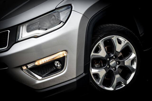 Jeep COMPASS 1.4 MultiAir Limited 4x4 RIJKLAAR INCL : GARANTIE. | Clima | Keyless entry | Navigatie | PDC | Cruise control |