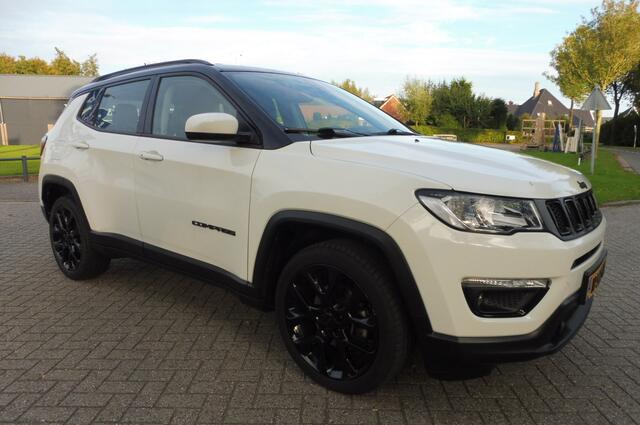 Jeep COMPASS 1.3T Night Eagle Liberty Edition in nieuwstaat navi camera