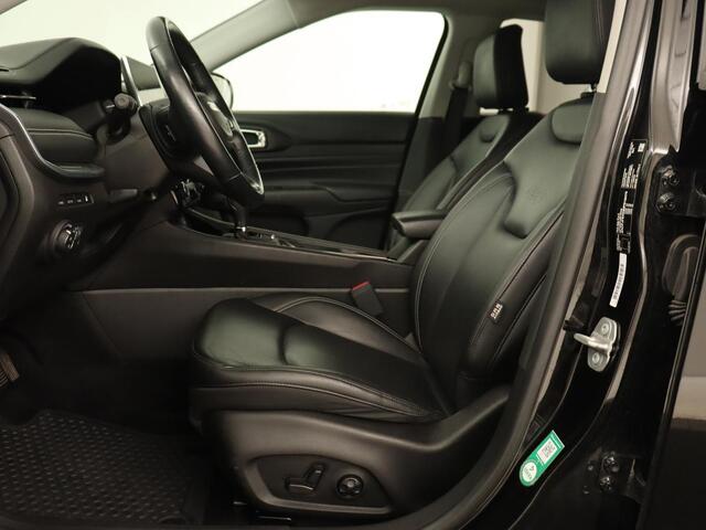 Jeep COMPASS 4xe 240 Plug-in Hybrid Electric S | Leder | Stoel & stuurverwarming | Adaptive cruise | Camera | Carplay | Keyless | Elektrische stoelen | 19'' | Digital Cockpit | Navigatie | PHEV | Plug In