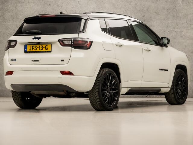 Jeep COMPASS 4xe 240 Plug-in Hybrid Electric S Automaat 240Pk (GROOT NAVI, APPLE CARPLAY, CAMERA, LEDER, ELEKTRISCHE STOELEN, CRUISE, CLIMATE, NIEUWE APK, NIEUWSTAAT)